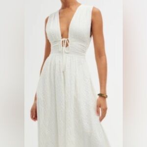 Abercrombie & Fitch Crinkle Plunge Keyhole Dress
